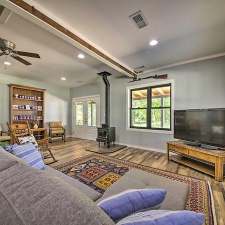Peaceful Guest Home With Patio On 152-Acre Farm Berger Extérieur photo