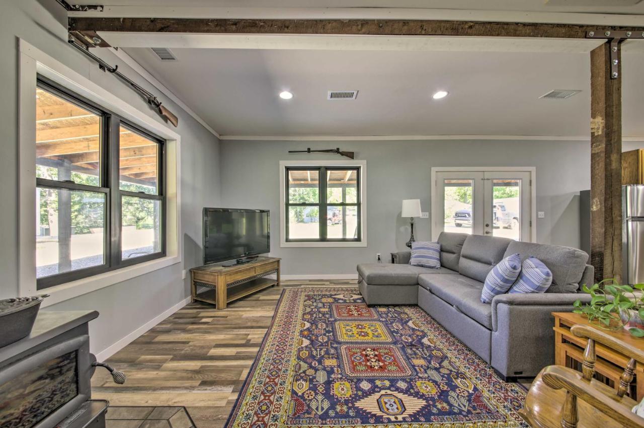 Peaceful Guest Home With Patio On 152-Acre Farm Berger Extérieur photo